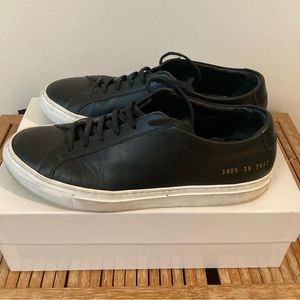 Original Leather Achilles Low in Black
Common Projects , women size 9